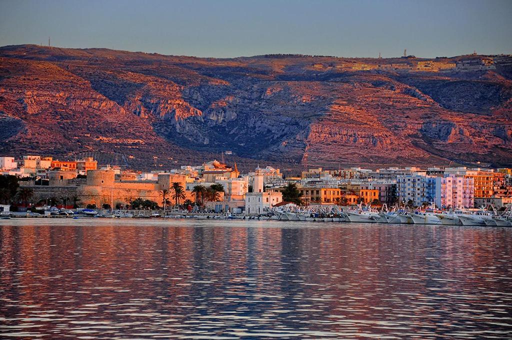 Bed and Breakfast Relais Del Corso Manfredonia Exterior foto